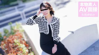 01-Xịt tinh trùng vào bím em gái non tơ